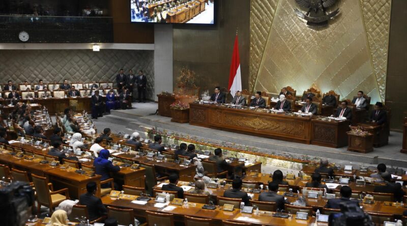 Suasana rapat paripurna DPR RI saat pembahasan dan pengesahan anggaran negara
