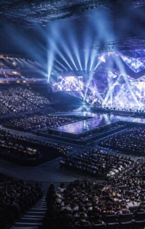 Panggung dan tribun Gocheok Sky Dome di Seoul yang disiapkan untuk acara penghargaan musik K-pop